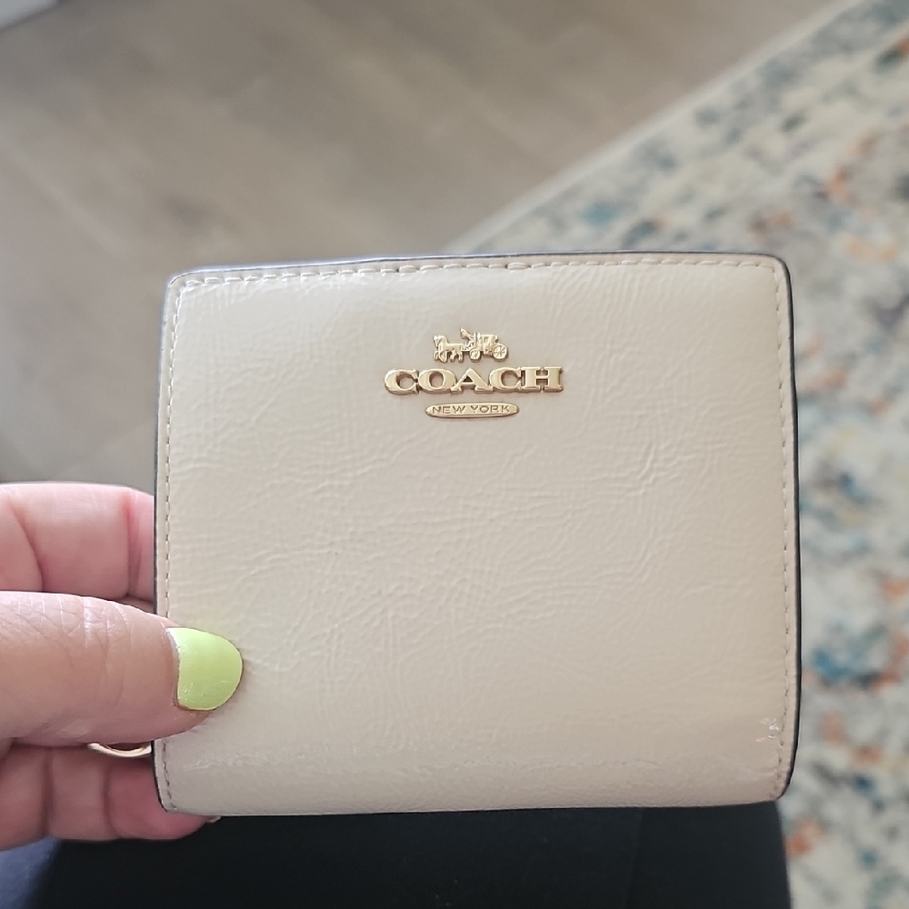 Coach Beige Leather Wallet